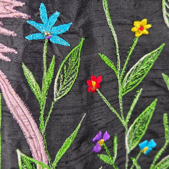 Tunque Nights Size Medium 100% Silk Black Button Up Jacket Embroidered Whimsical - Picture 9 of 16